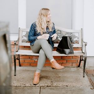 Meet your Posher, Katie